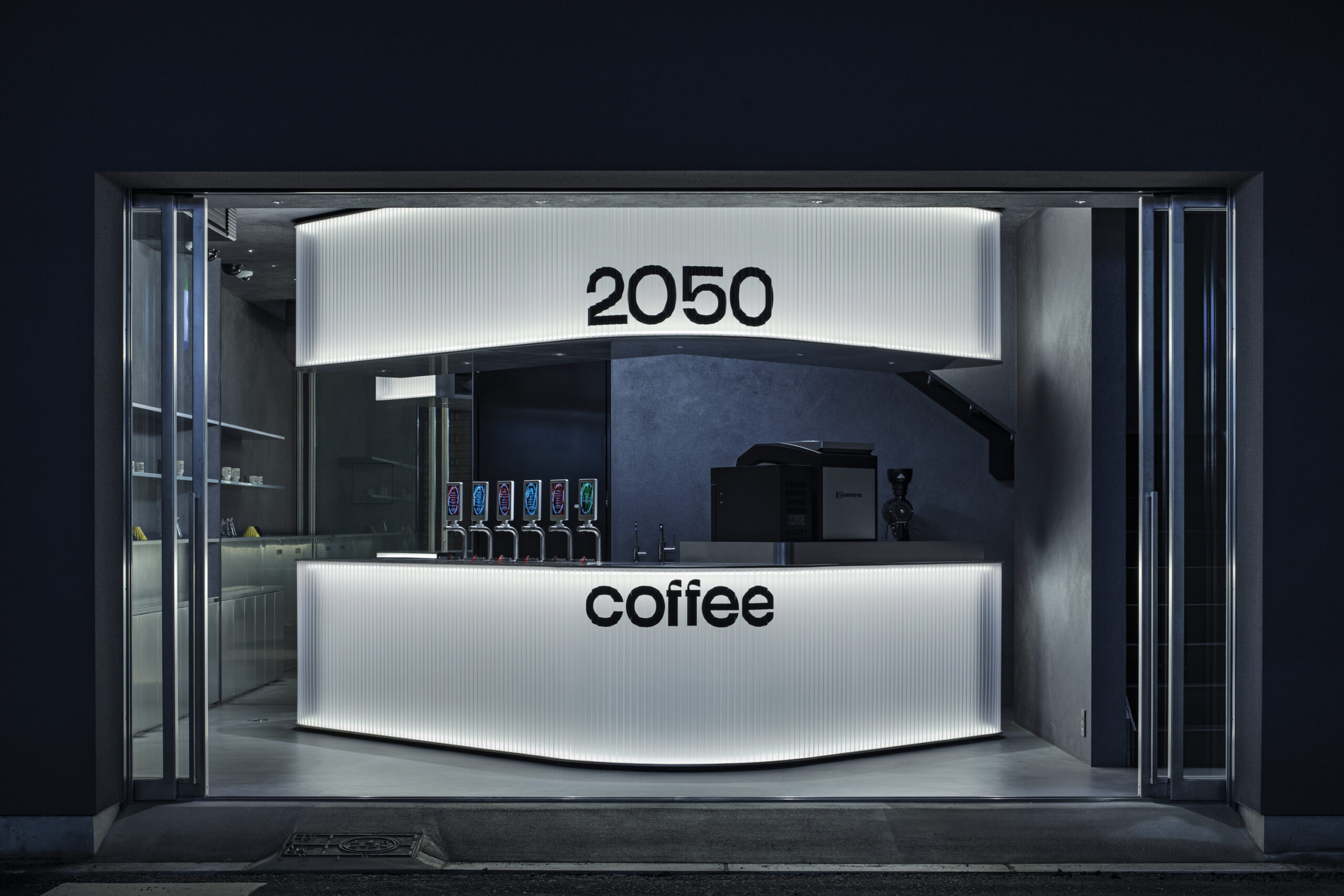 2050 coffee 心斎橋店